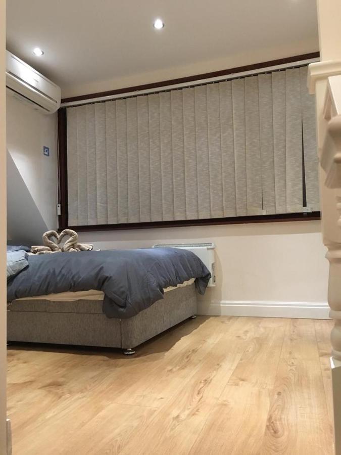 Flat In The Heart Of Golders Apartment